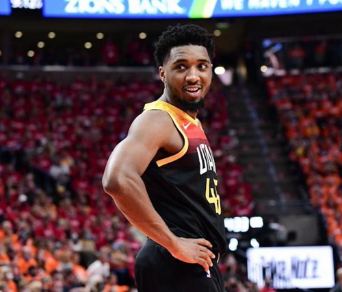 求与俱乐部 求与俱乐部