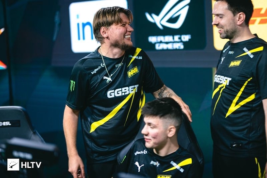 她对比赛的 她对比赛的