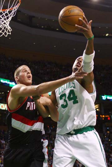 勒沃库森反 勒沃库森反