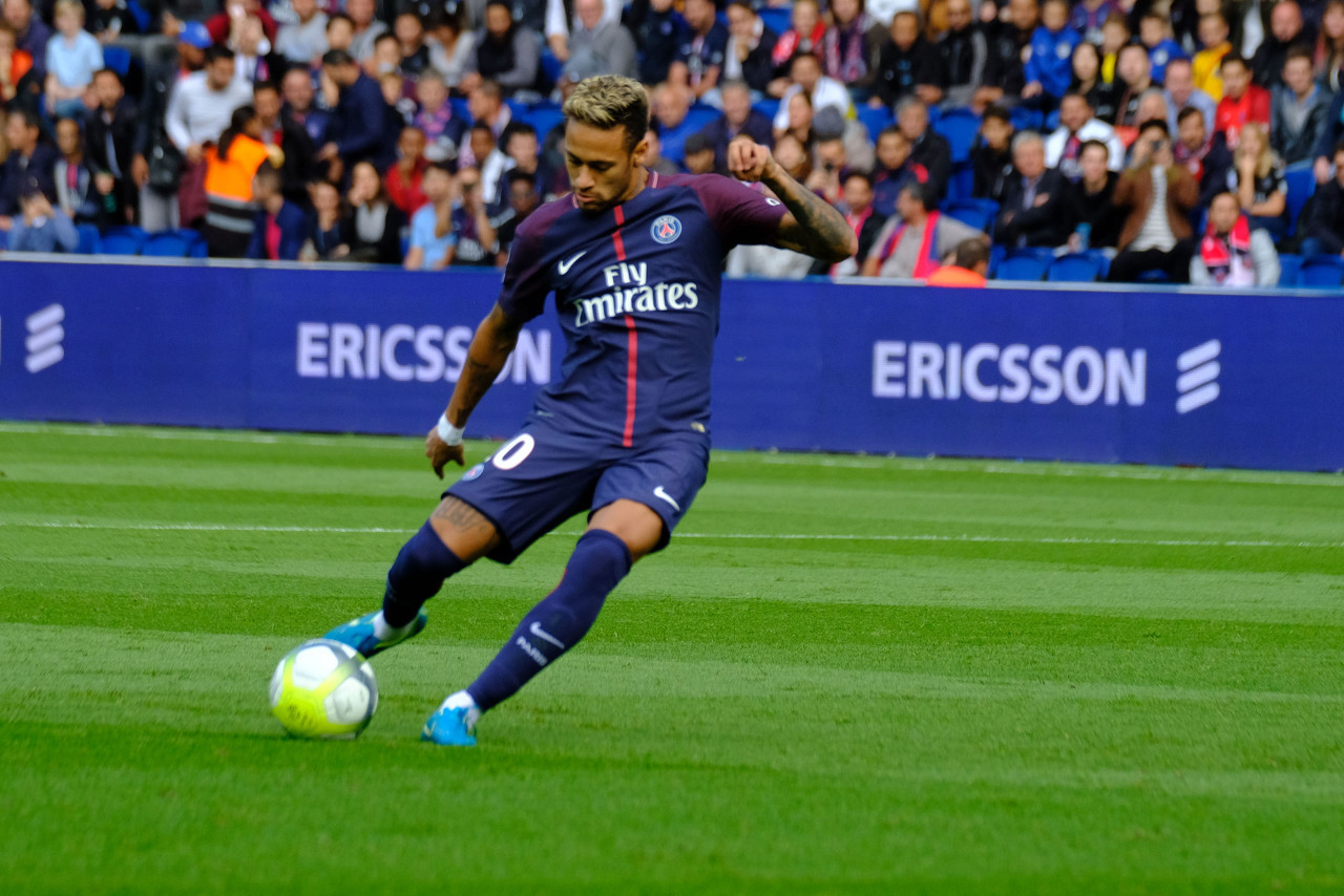 即便扳回一 即便扳回一